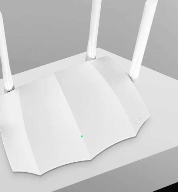 Roteador WiFi Tenda AC5 V3 1200 Mbps Dual Band 2,4 e 5 GHz Preto